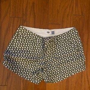 Old Navy Women's Olive Polka Dot She’ll Shorts